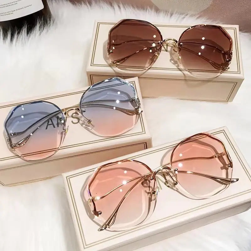 Women's Stylish Rimless Sunglasses With Gradient Lenses