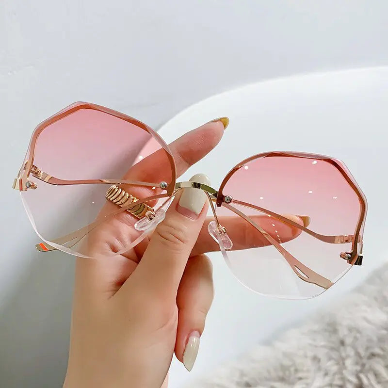 Women's Stylish Rimless Sunglasses With Gradient Lenses